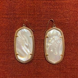 Kendra Scott Elle Filigree drop earring ✨